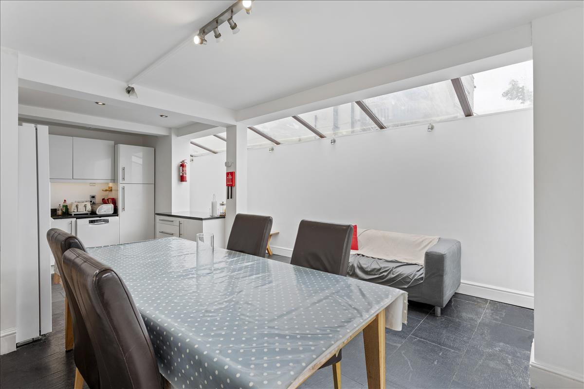 Property Image 41535d6a-e685-4f75-8692-c3143e2dcd01