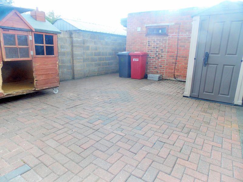 Property Image 416ff028-23f2-4387-ab3d-aad85e1d0718