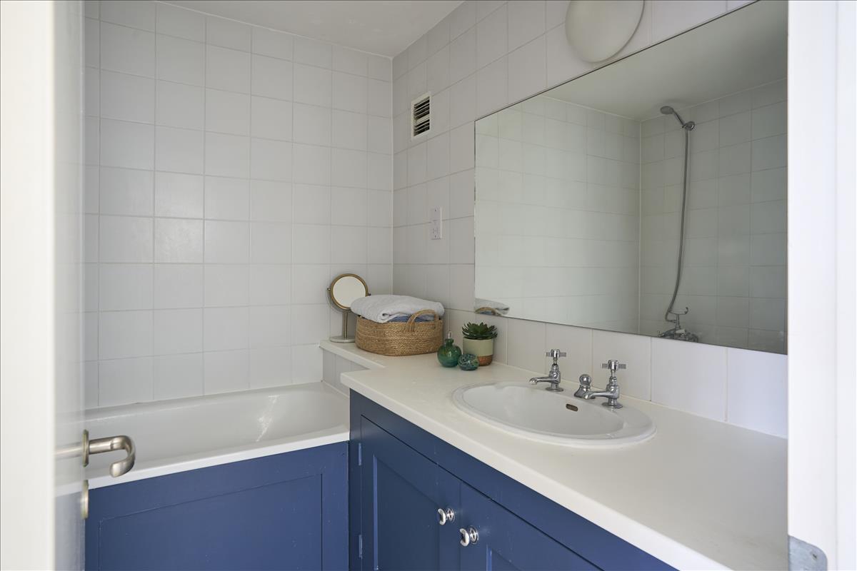 Property Image 4177ea85-1f8e-4d10-b97b-6353bd8c9b00