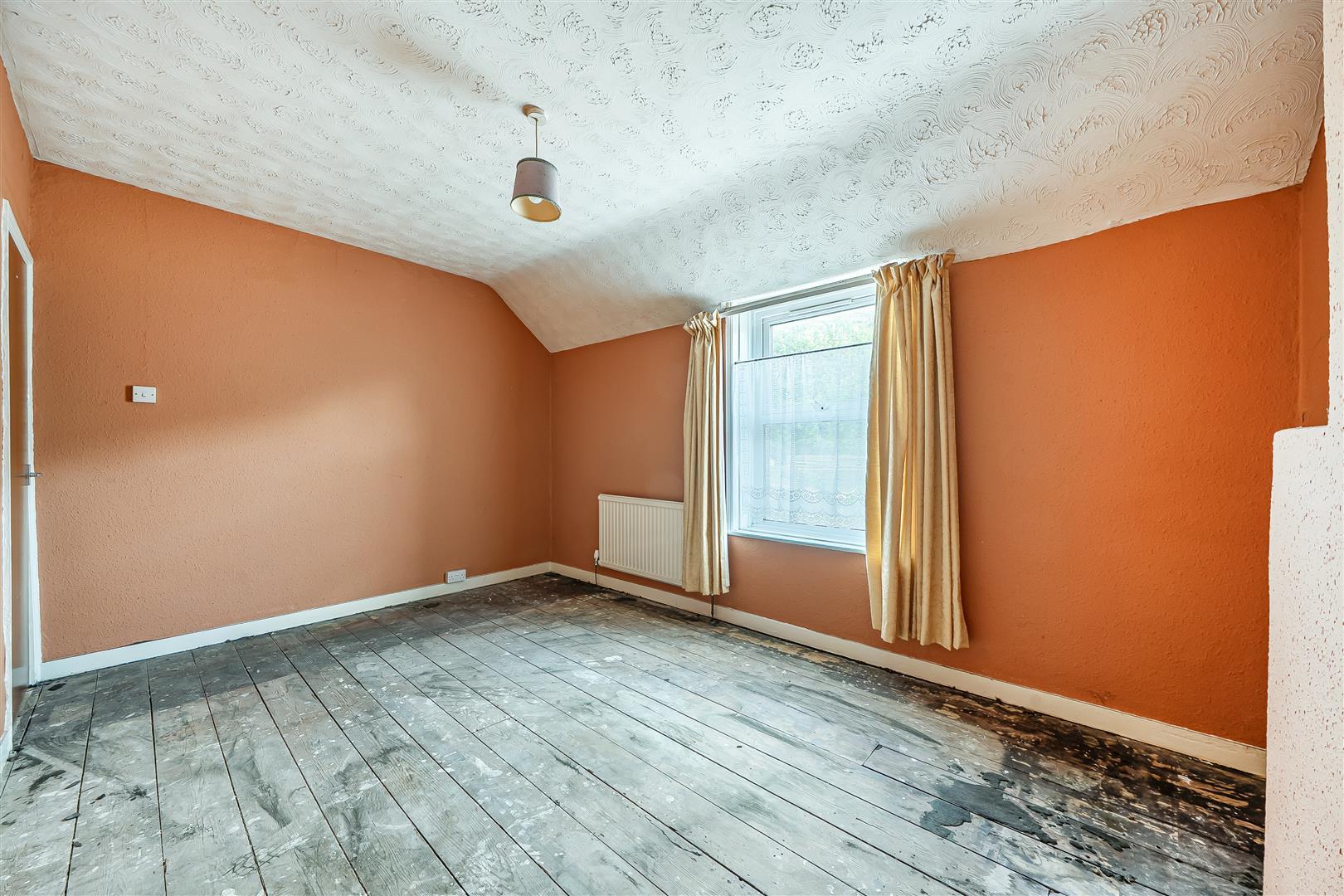 Property Image 41796ffe-13b6-4f97-9254-3703276abf47