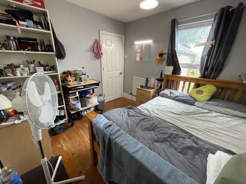 Property Image 417e3ed4-0956-48f1-b492-fcfe516f625e