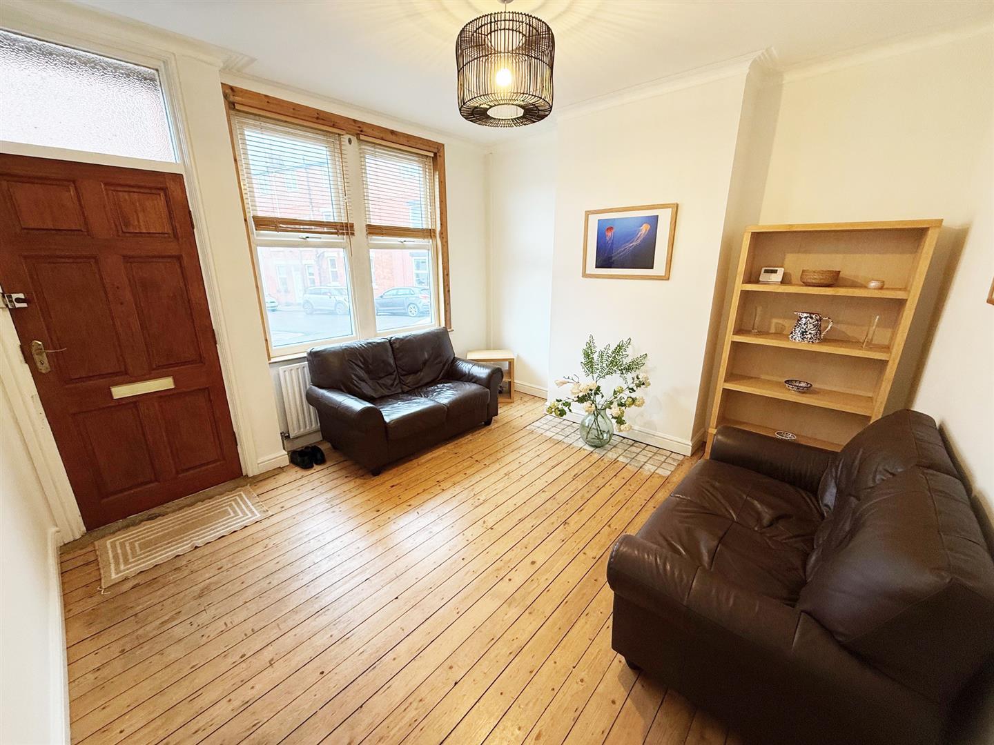 Property Image 419202aa-687d-49df-979a-1596973cfa76