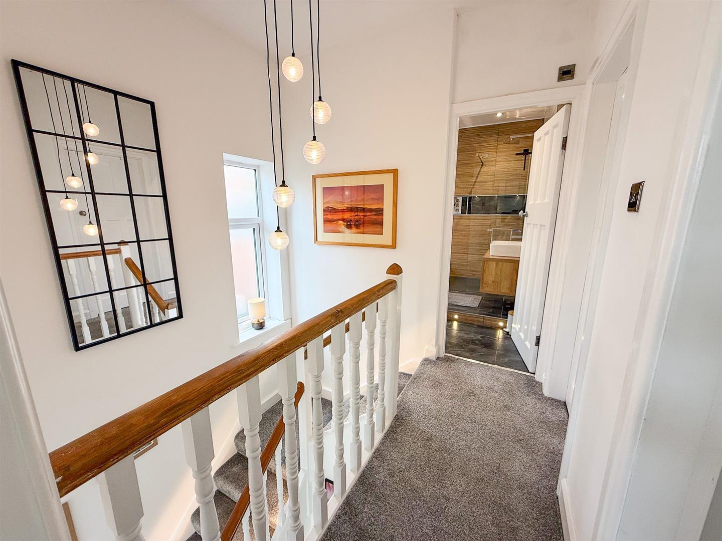 Property Image 419924e7-fcff-4470-9d36-17a2ae66a90f