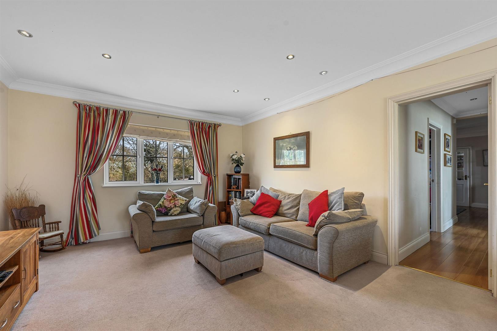 Property Image 419a339d-2cb0-4210-86b3-c3526c9efd83