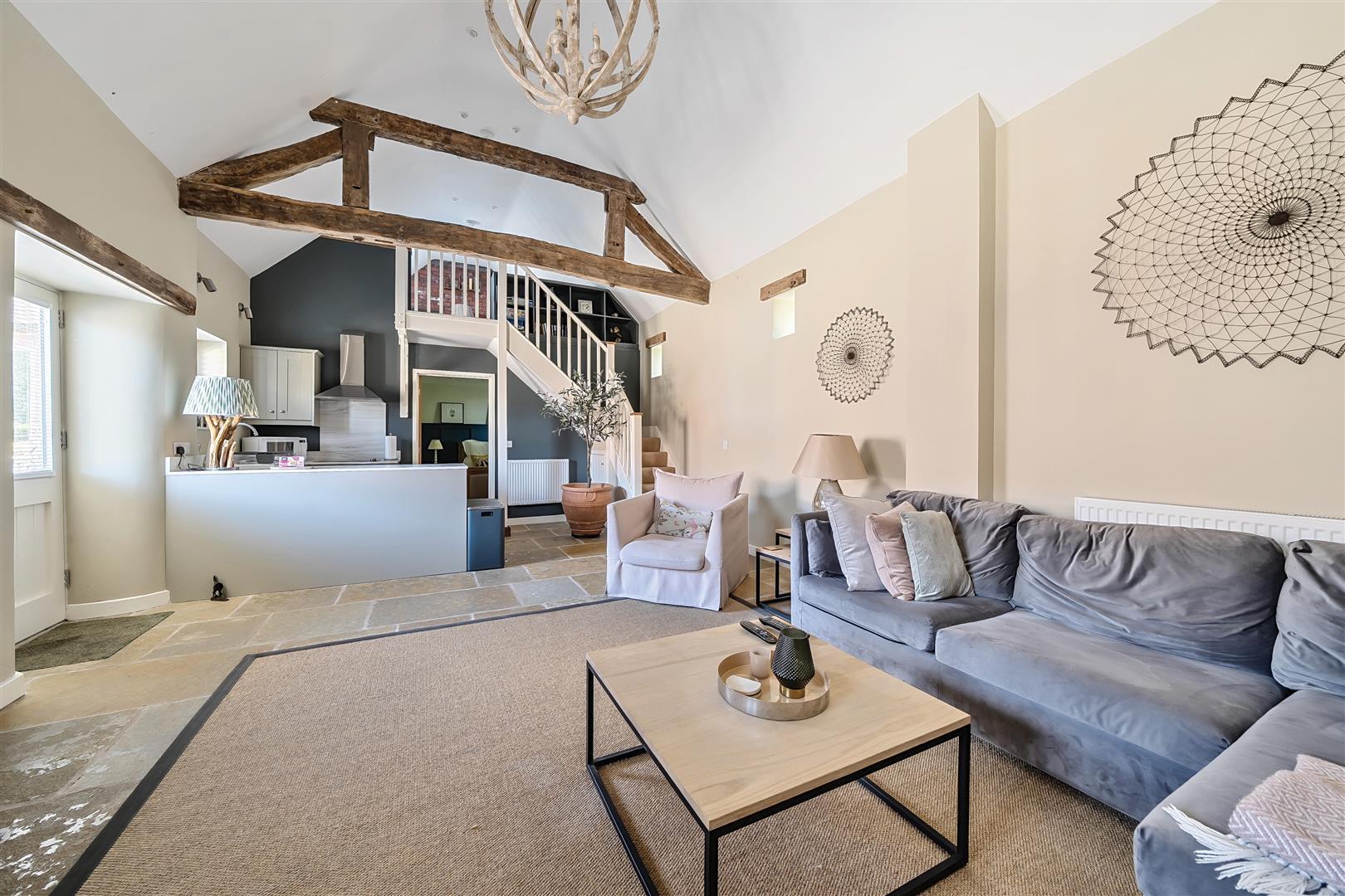 Property Image 419afcda-7e1b-47f5-8847-2df87773f68c
