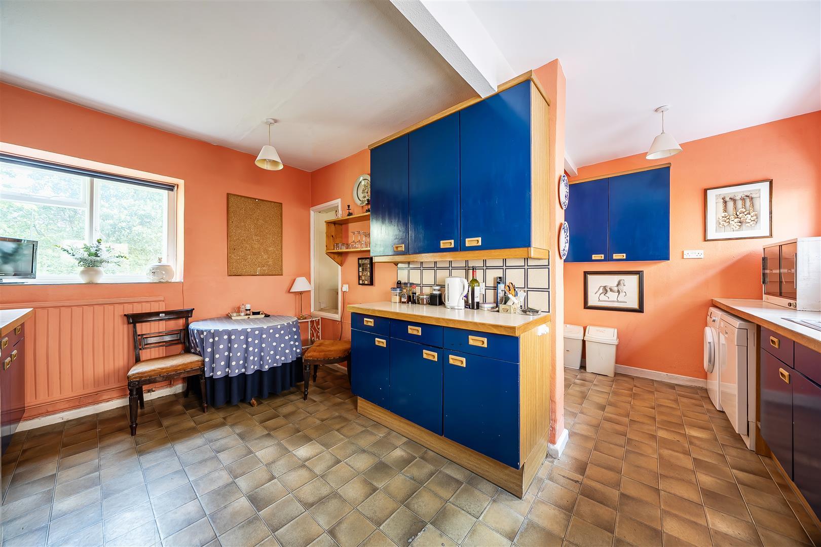 Property Image 41a55498-557d-45b9-a2bc-980b37c9729a