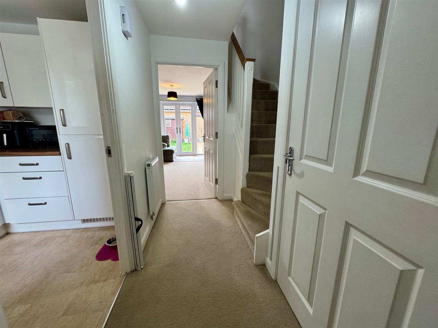 Property Image 41b46274-198f-48e6-a21f-f4d727e335ba