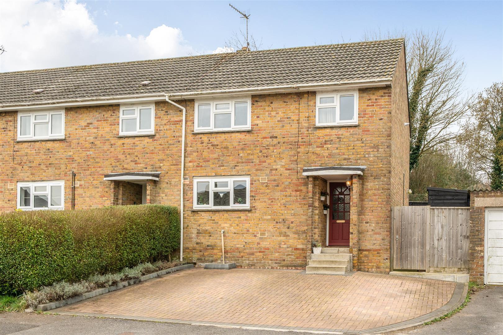 Property Image 41b9d603-be57-436b-9d5e-6b8861548c39