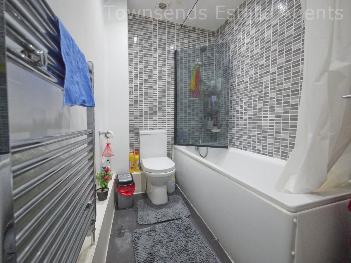 Property Image 41cfdfad-e759-4dda-b754-09878b1a8dad
