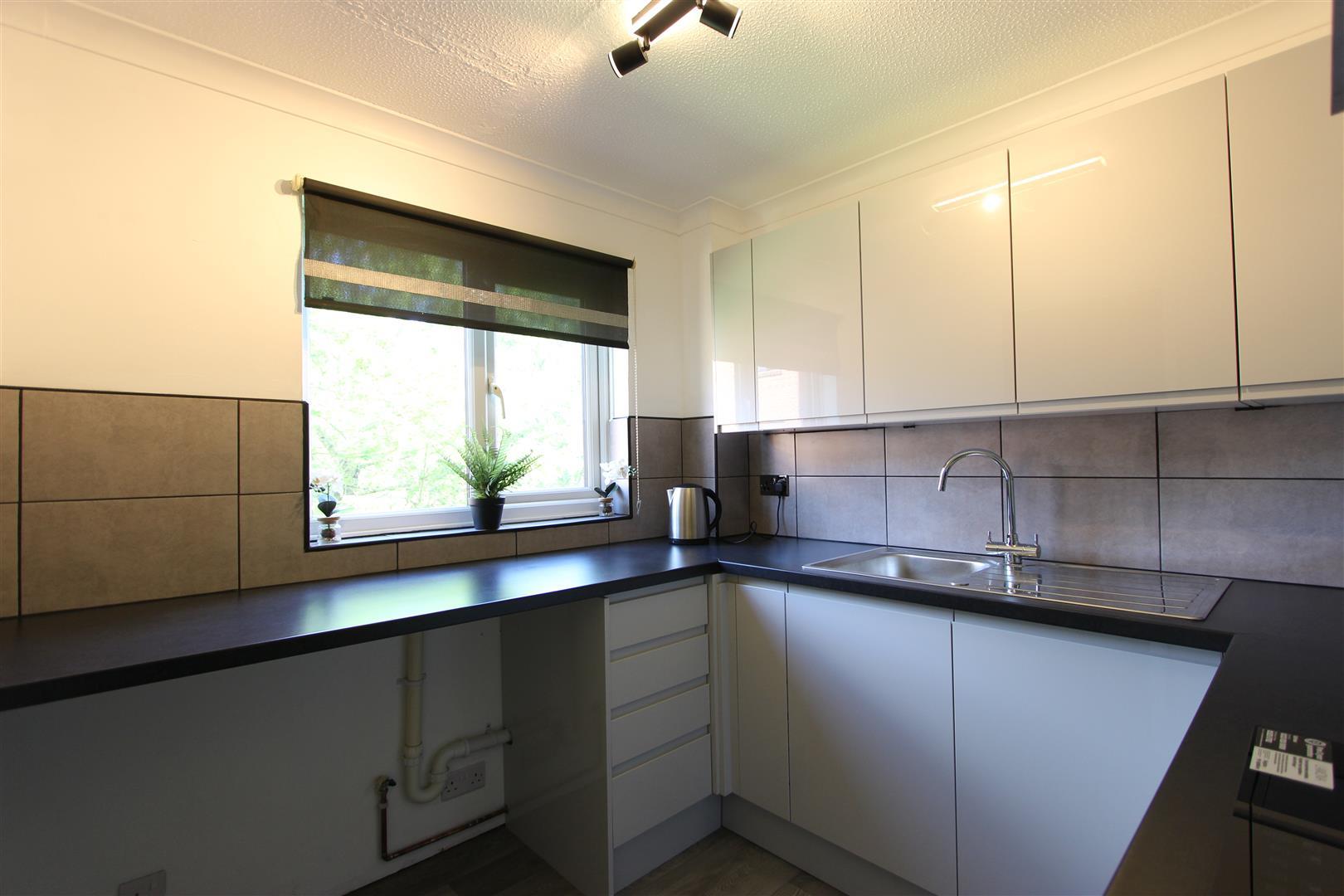 Property Image 41d08116-f408-4670-ad31-2dbe6f1627f1