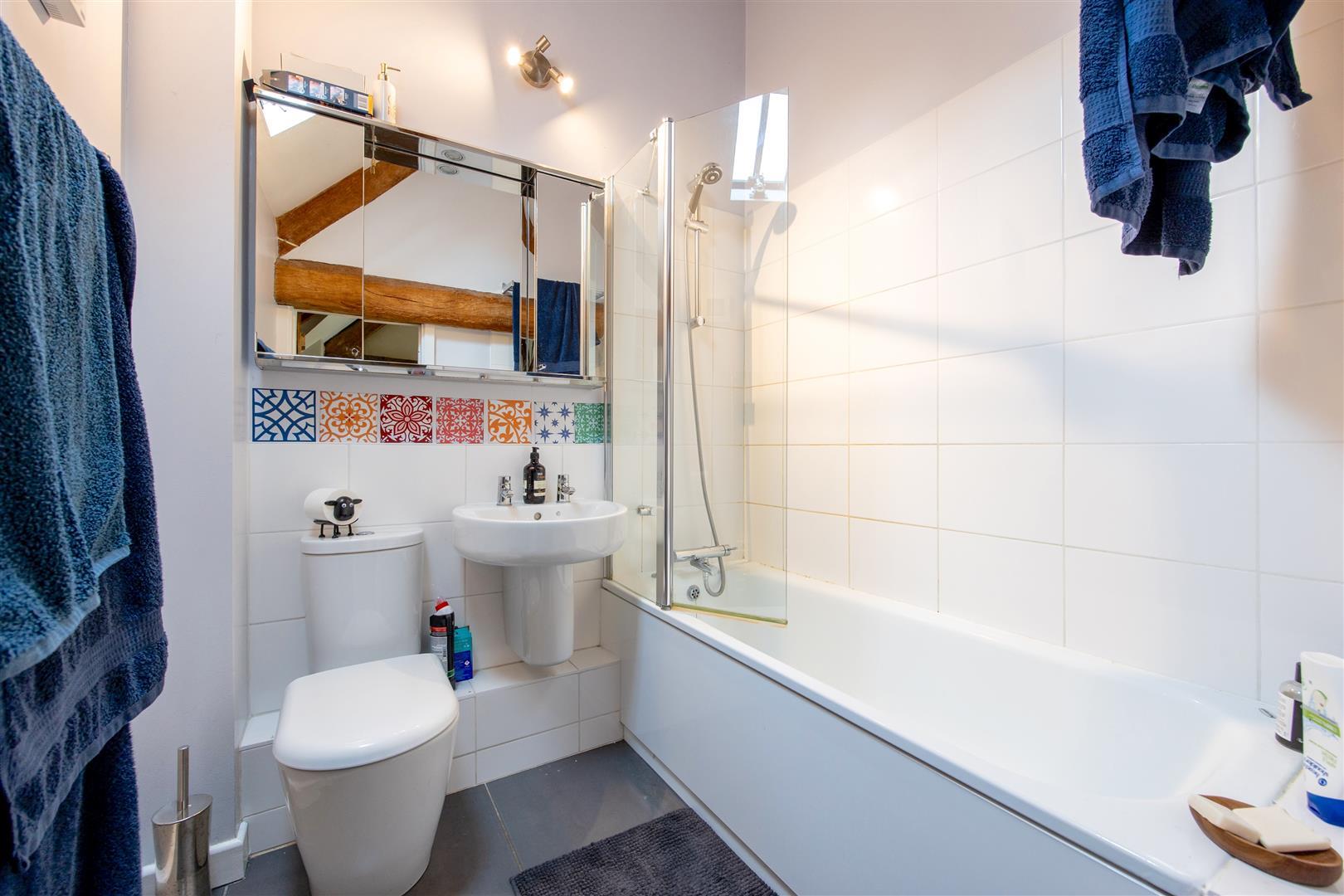 Property Image 420077f6-2842-431c-acb2-8ba724299bf8