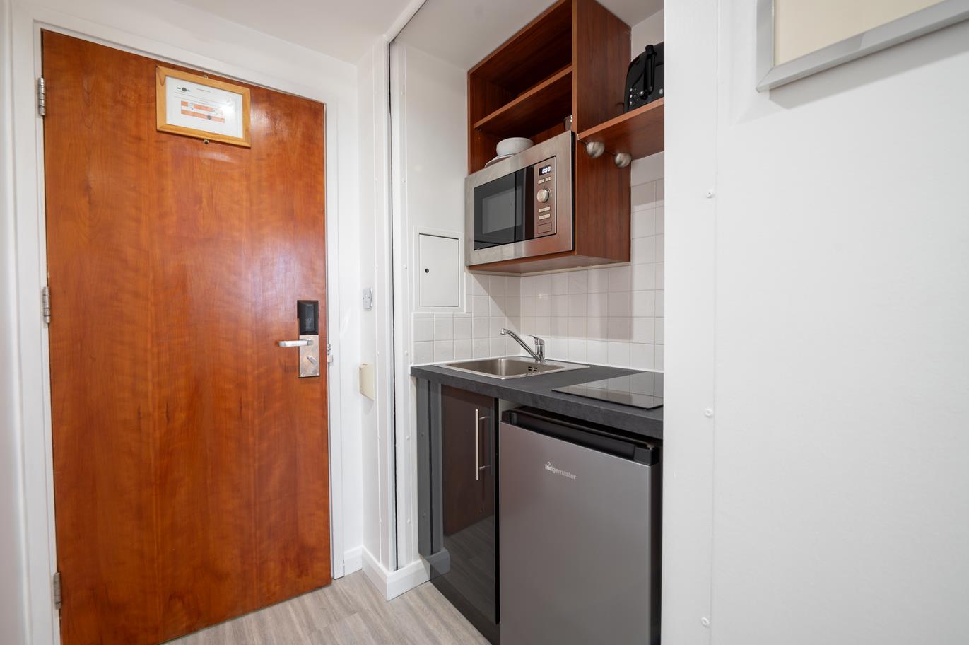 Property Image 420423fe-bca4-48b9-95cc-136a8a1eb6b0