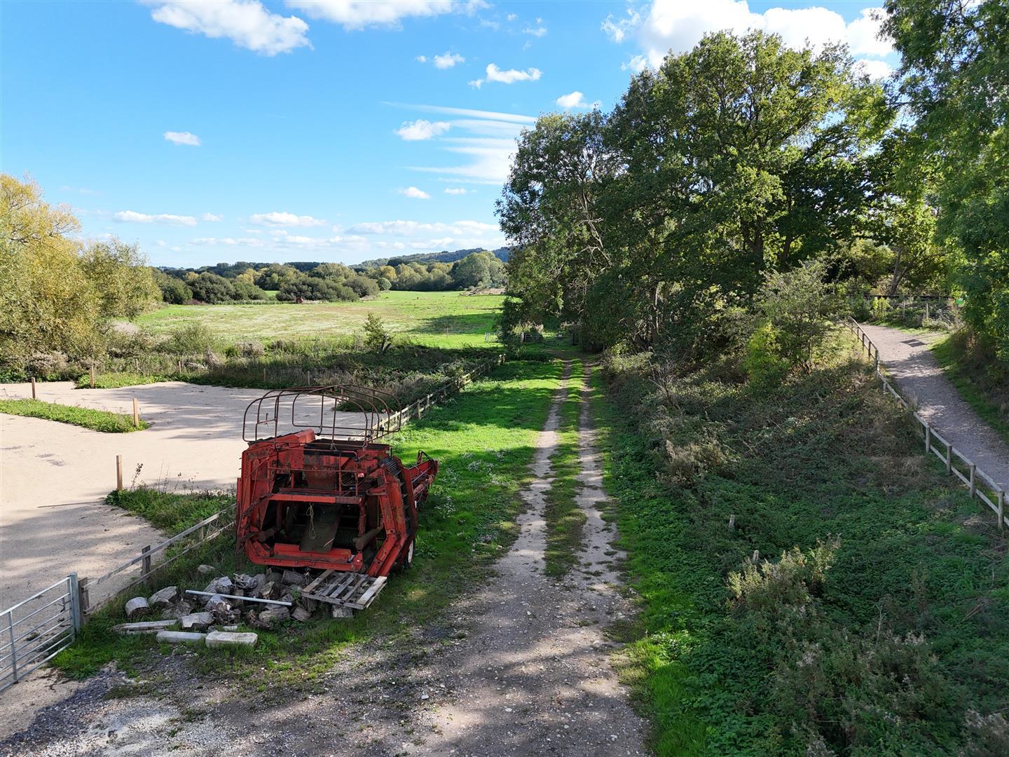 Property Image 42067260-184e-4f11-9ebe-8d979fb61c81