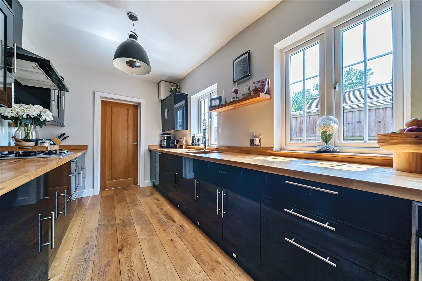 Property Image 42195181-369a-40d9-a8b6-463f7ffa9106