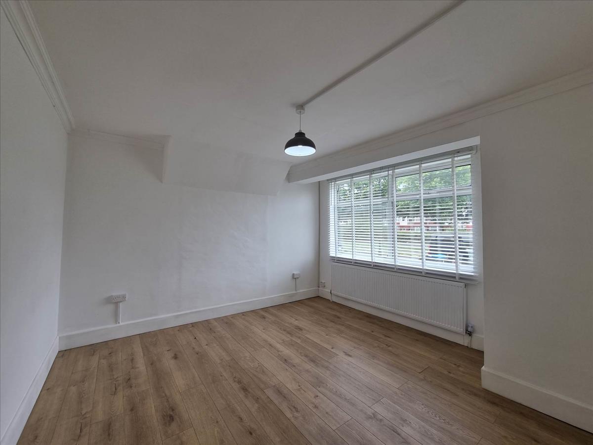 Property Image 421f309d-c76a-4ecc-b997-5ed3185c457c