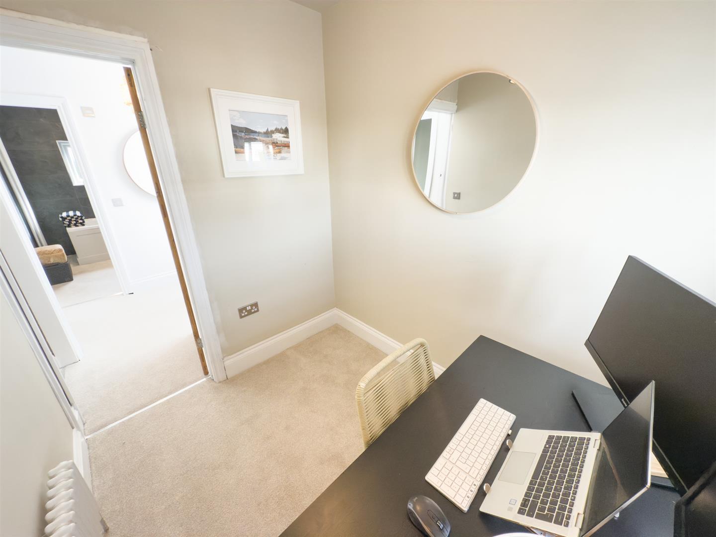 Property Image 422cde15-c8af-4c4d-87e9-bc3f095df54f