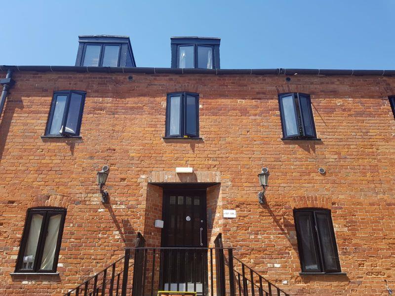 Property Image 422f4722-684d-47d3-a8cd-d7e58a071c84