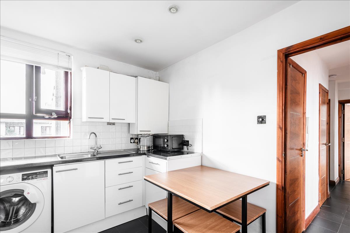 Property Image 423c2dbe-e695-4542-8e18-0aaaea47edb8