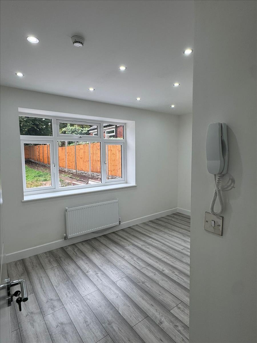 Property Image 4241e0b8-3771-4b6d-83e1-5a2c7a485573