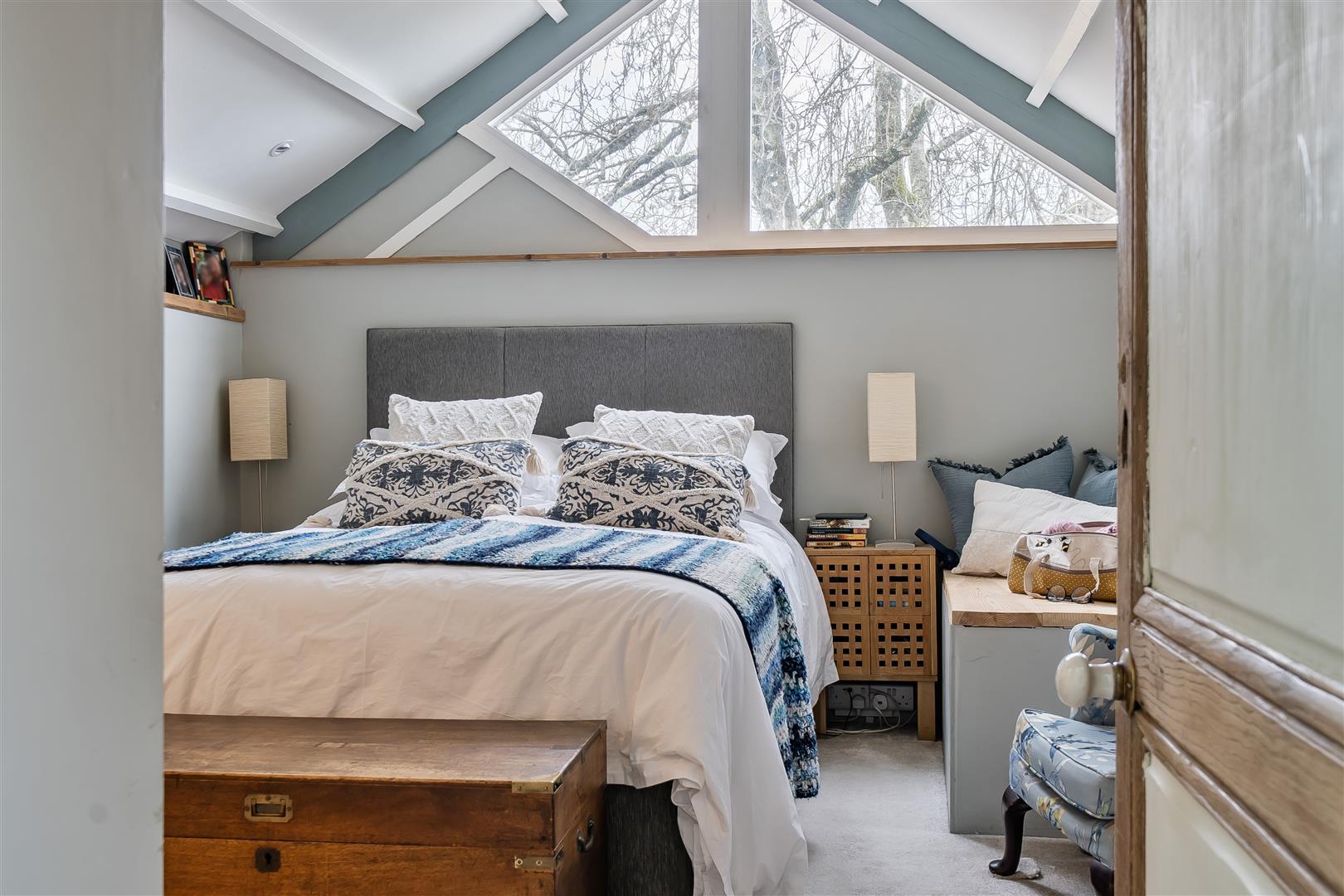 Property Image 4246eb98-f864-4e1f-8d84-97c008adaf30