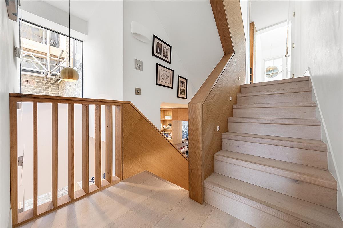 Property Image 42676ec6-aa84-4d70-bef4-1d6df7cf5d86