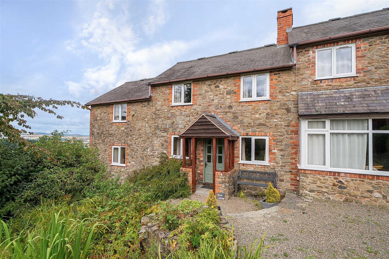 Property Image 426829c2-b504-40c7-8e93-96438247af22