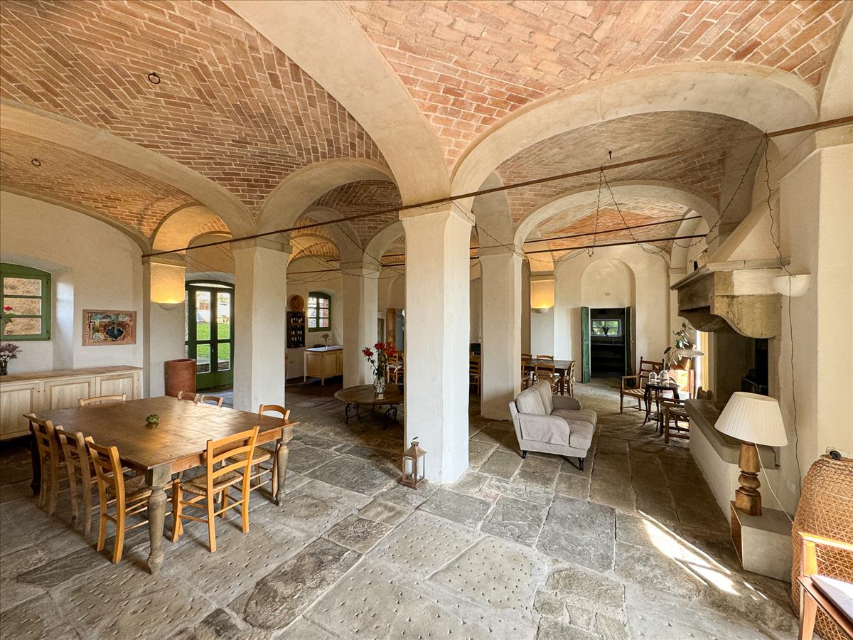Property Image 42790e2a-fc2c-4d5c-9848-441f96241b86