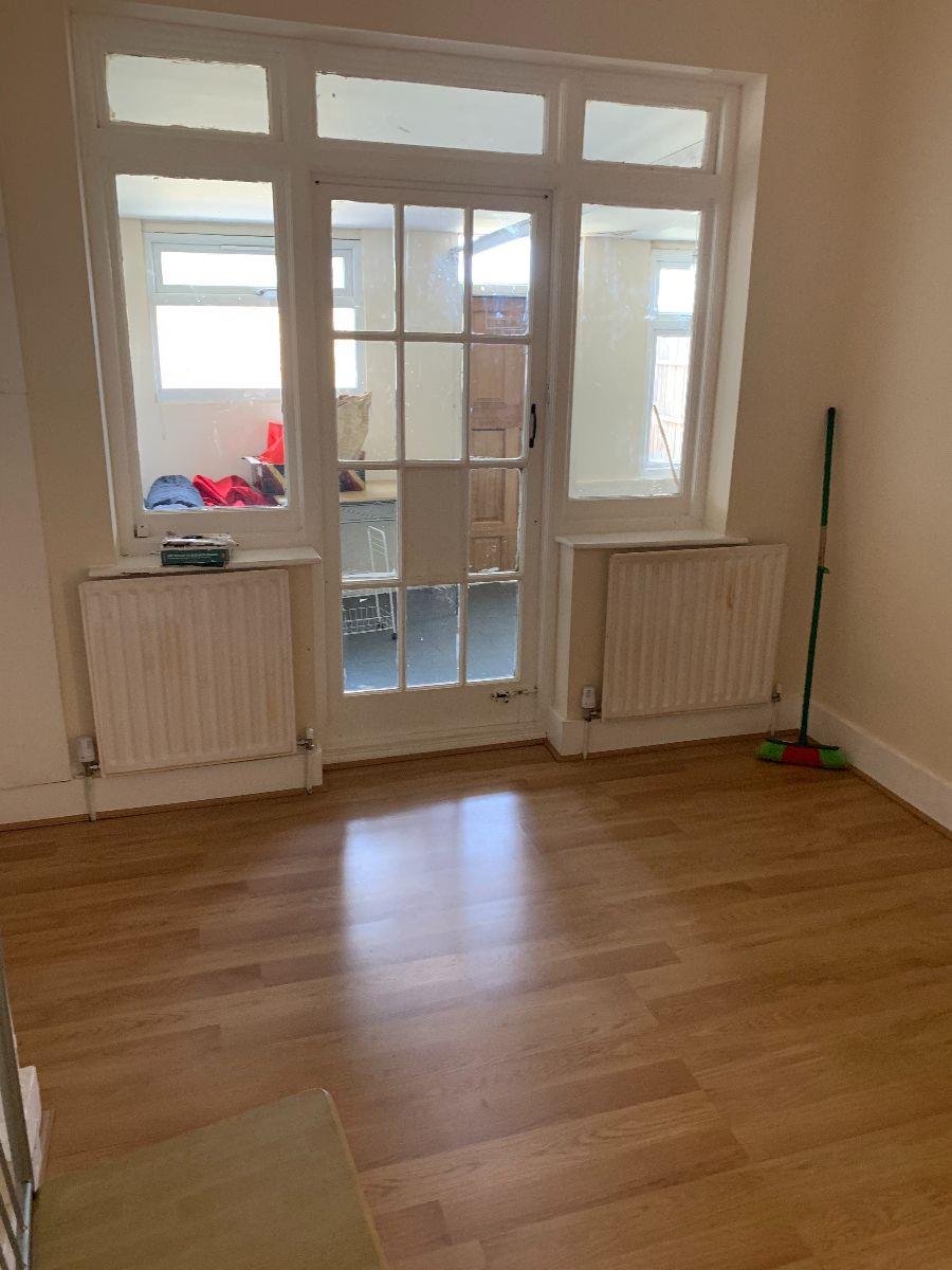 Property Image 427c6922-3298-43d1-987a-8a4585340f49