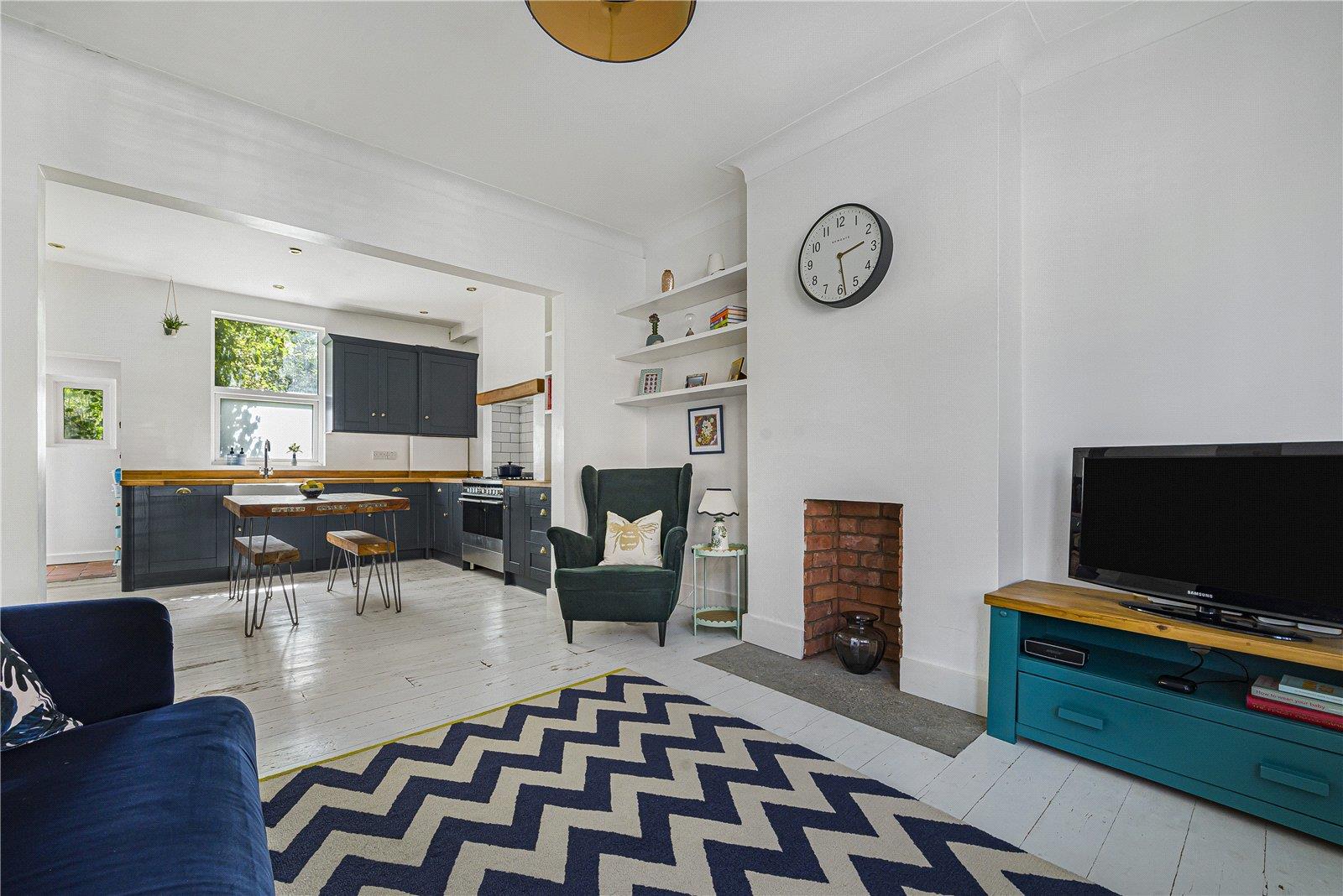 Property Image 428d3afc-1880-424e-a13c-57b0acc41f1e