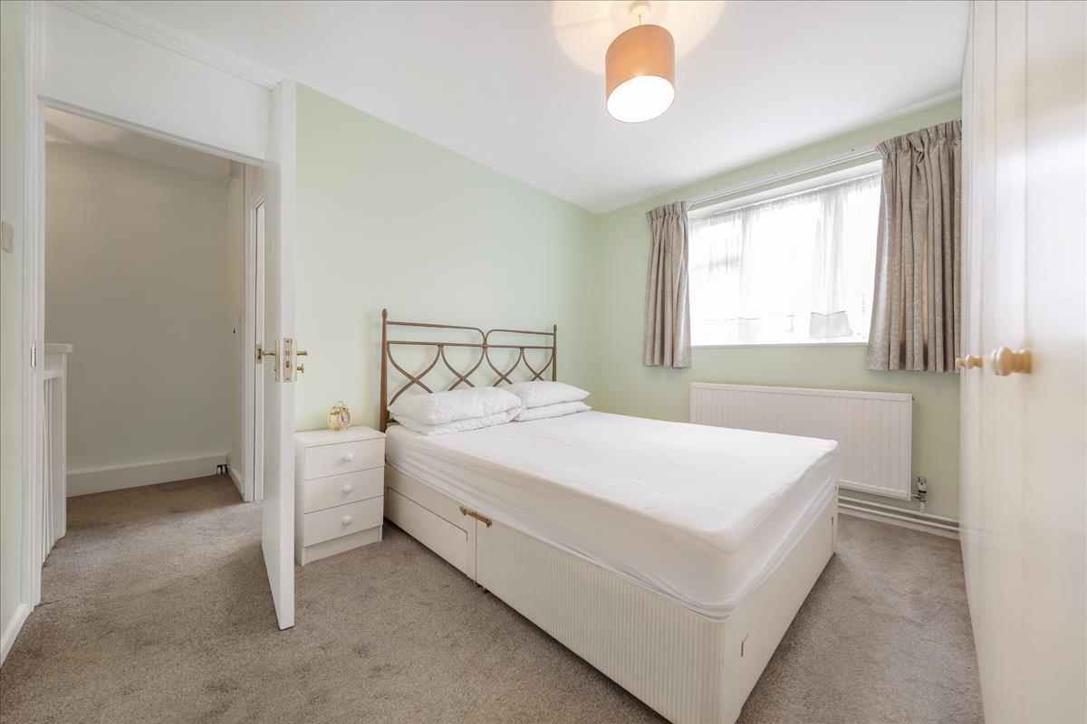 Property Image 42931b93-369d-42d3-831d-17a57fc49e9a
