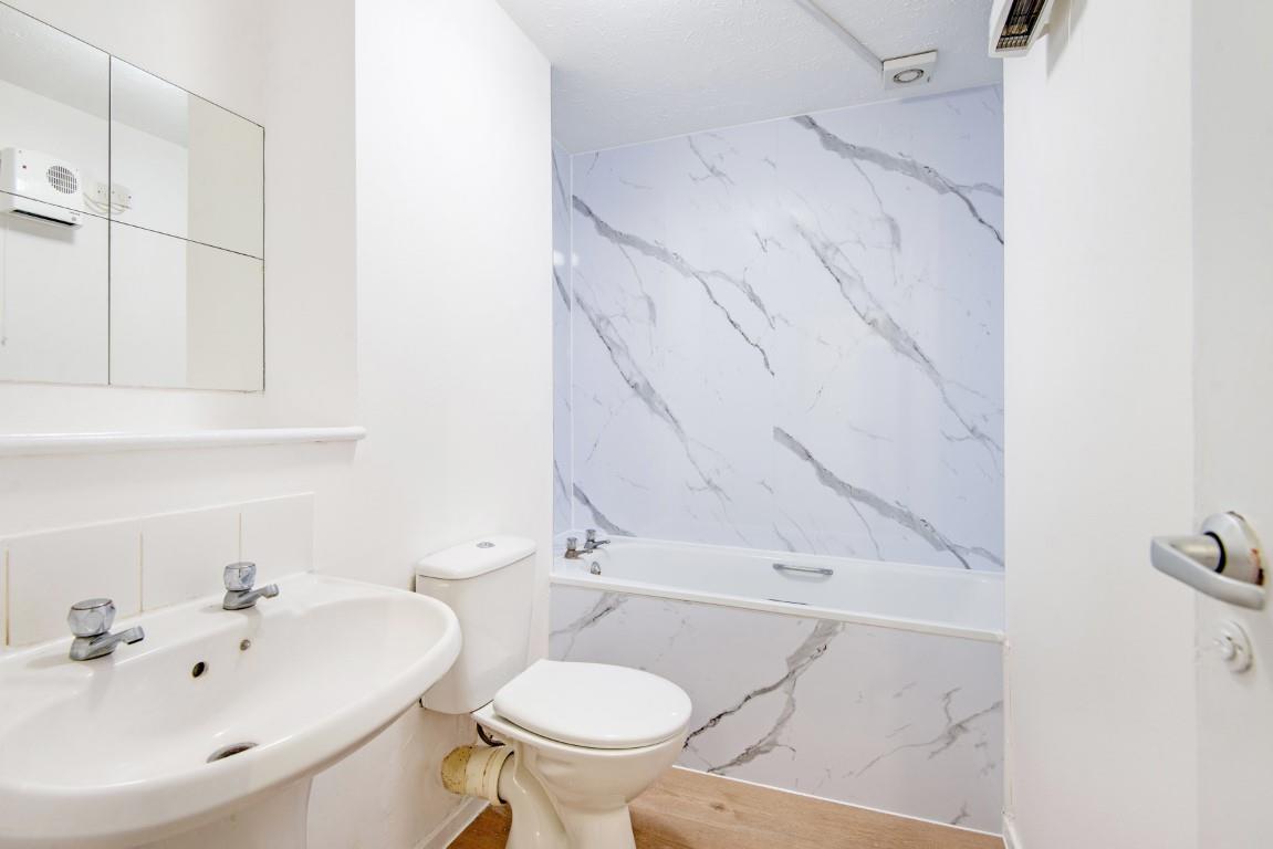 Property Image 4296df76-da77-425e-8ee2-73c52a3c709a