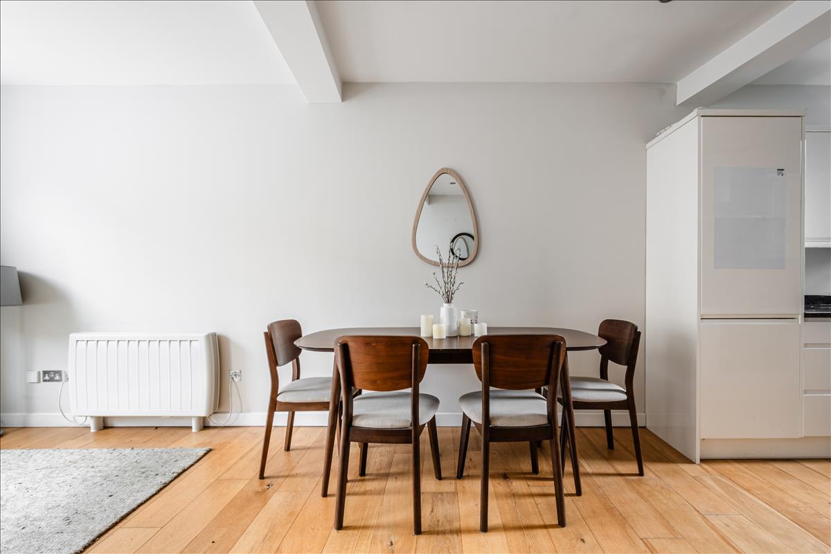Property Image 429e9fe4-b0ba-414a-95ce-9ae44a8f2325