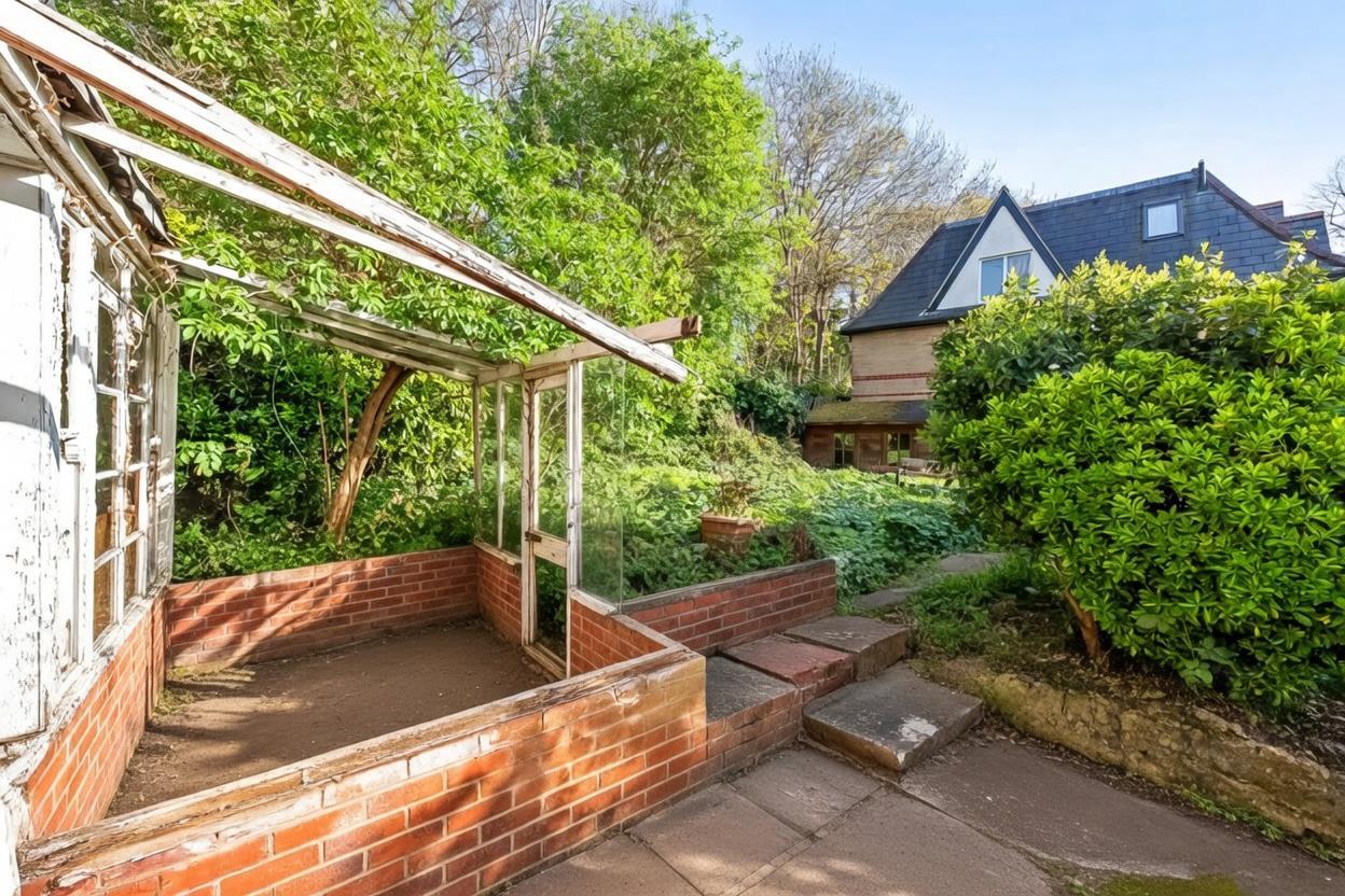 Property Image 42a44d22-717b-412f-a236-3c6563d4afac