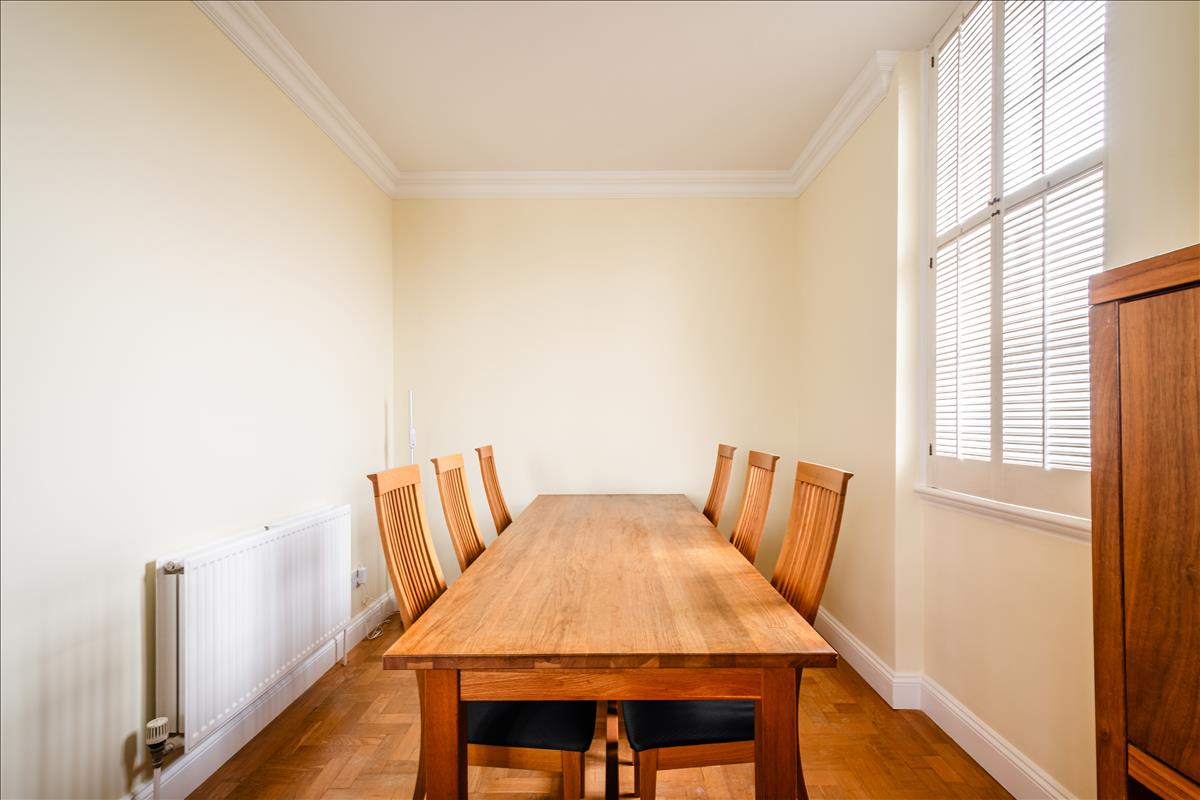 Property Image 42a9740b-9406-48f5-9ec0-04a3b673197a