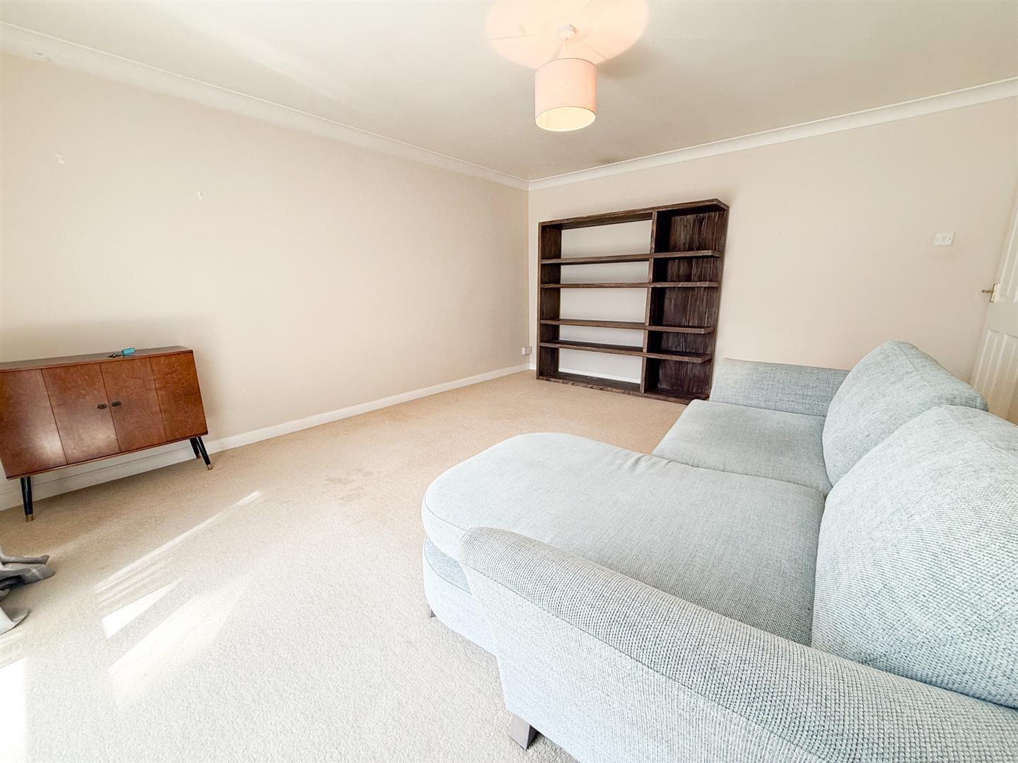 Property Image 42afcdce-3d22-48aa-bc98-d336488de8f2