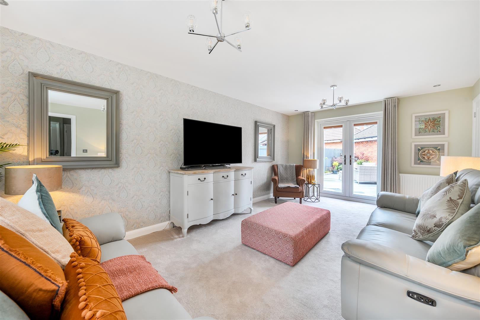 Property Image 42b9009a-902f-4aea-80d9-87d64e1a9601
