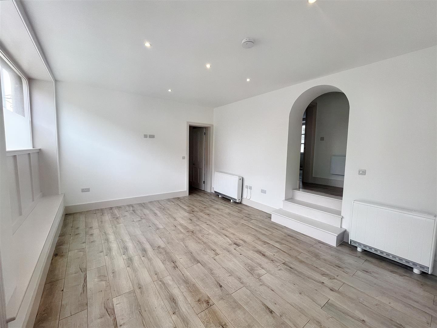 Property Image 42bcf2fe-abcb-461c-9300-b00d50474817