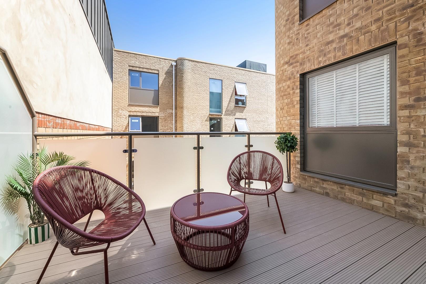 Property Image 42bf1941-4631-4e64-bce7-701f57698e04