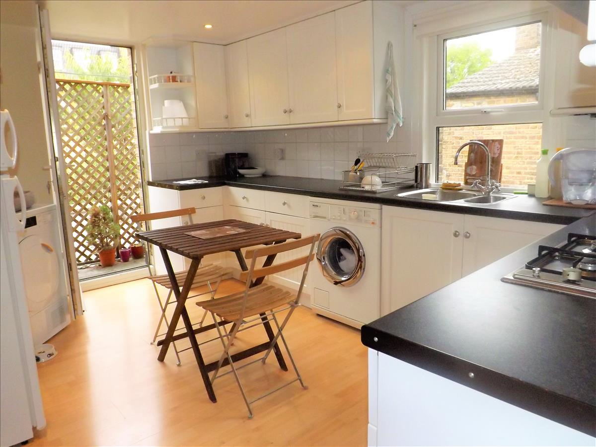 Property Image 42c44eea-370b-44e5-a9ec-8745692b4557