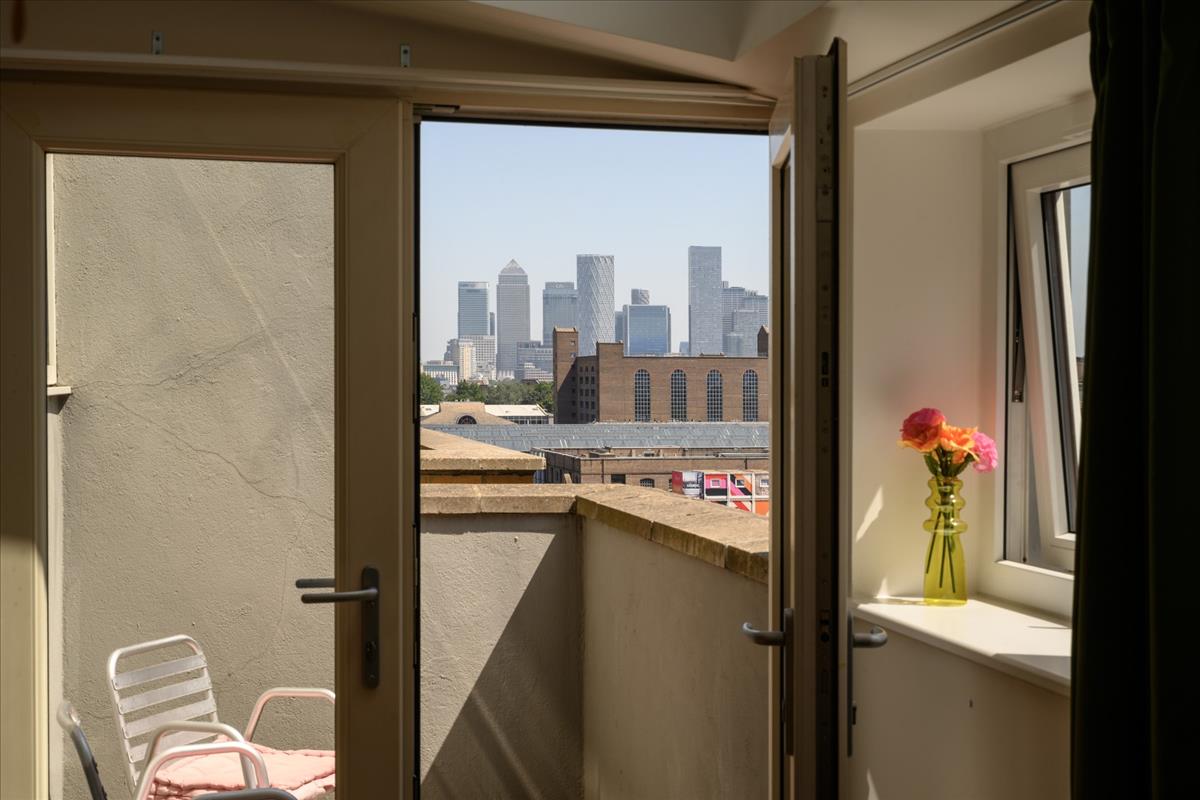 Property Image 42cb2cea-f450-492d-9436-2675981bda90