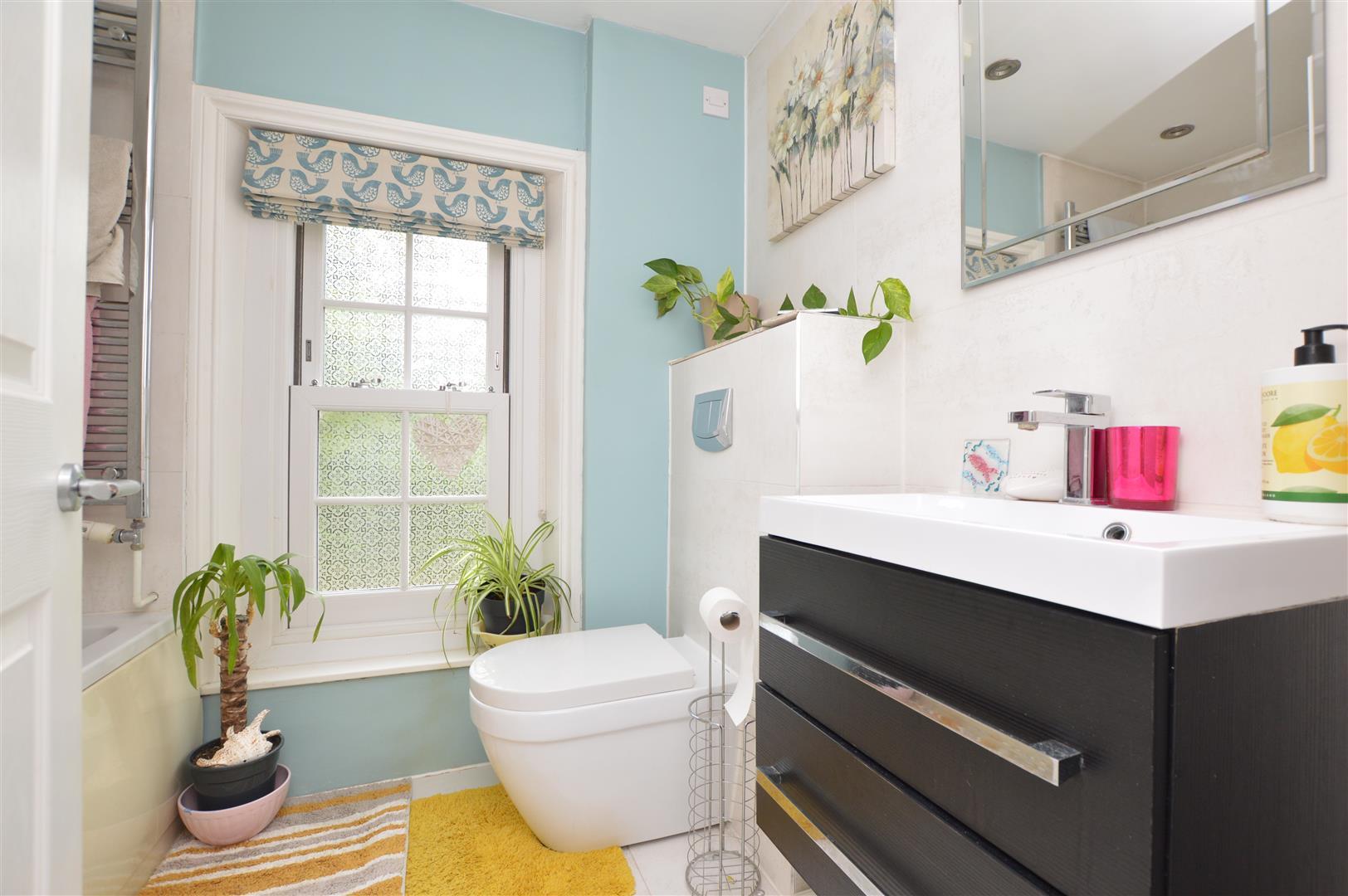 Property Image 42cce102-6964-42bc-adad-a4ddb0556831