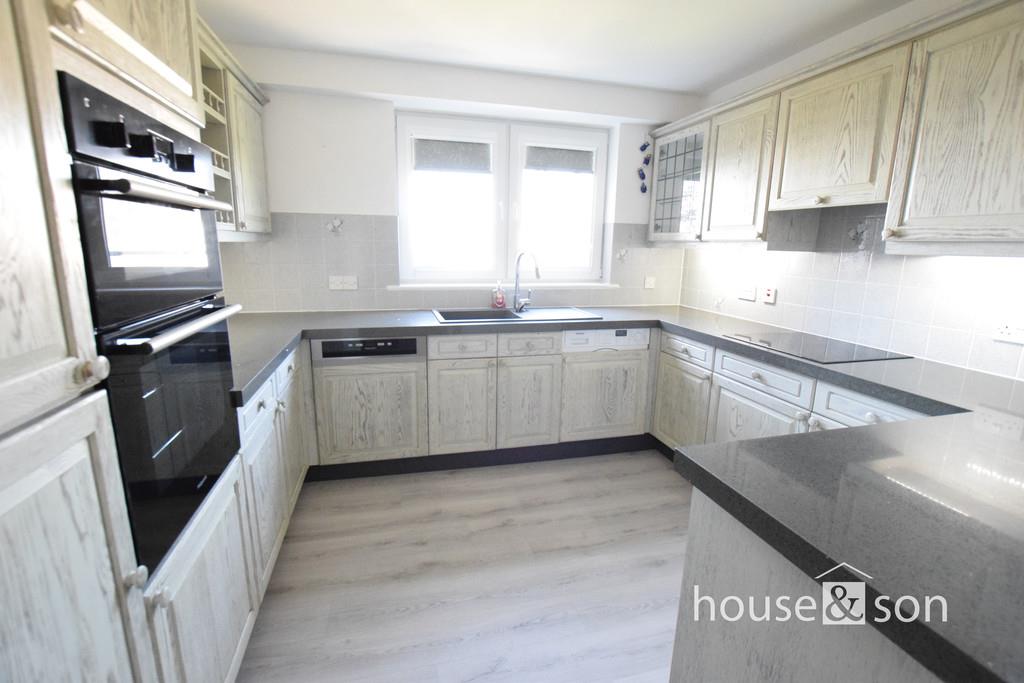 Property Image 42d0f7ae-88b2-4a63-ba93-e2a31359dd1f