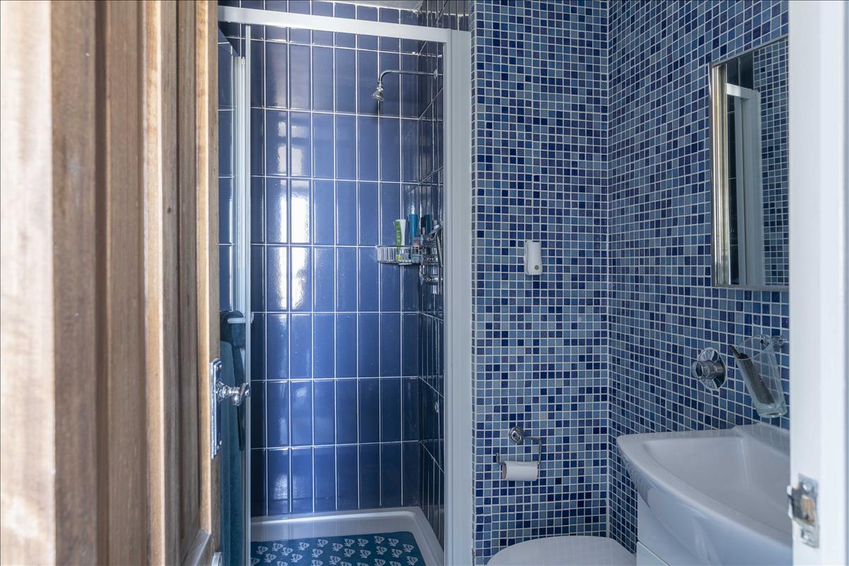 Property Image 42d9c592-a92b-404f-b864-f5891136f0ed