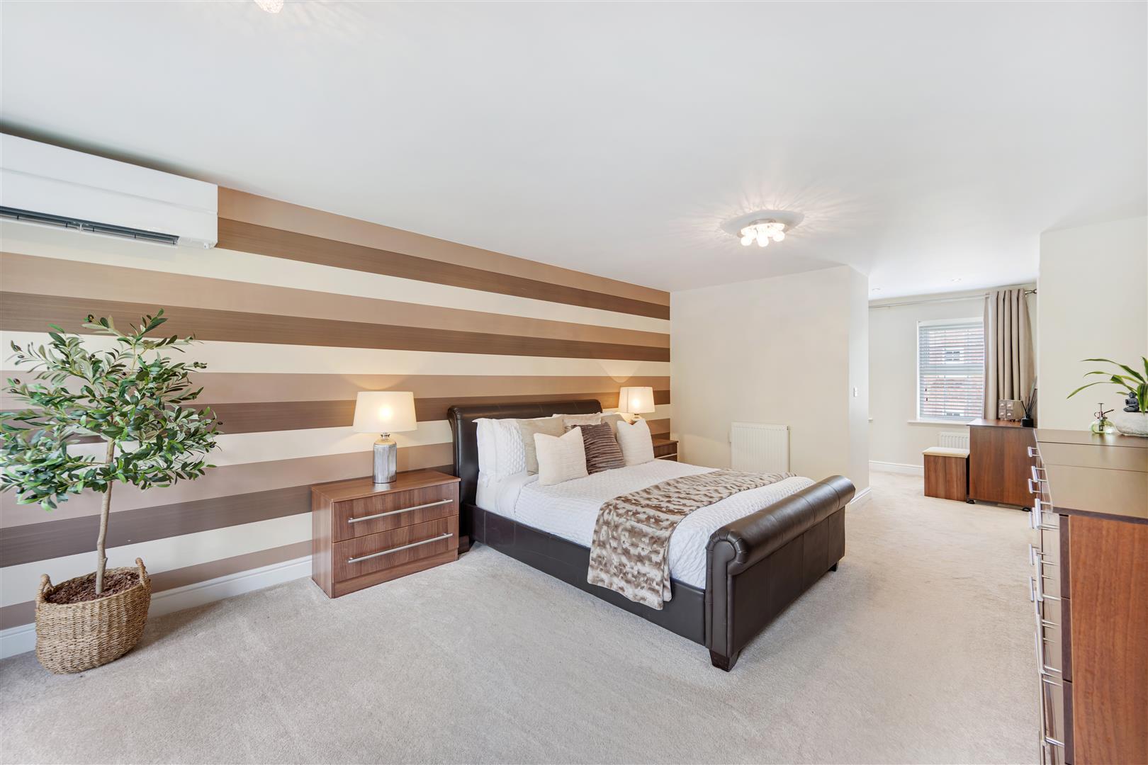 Property Image 42ea5d58-58e2-4e6b-98a7-b3598f57f6b2