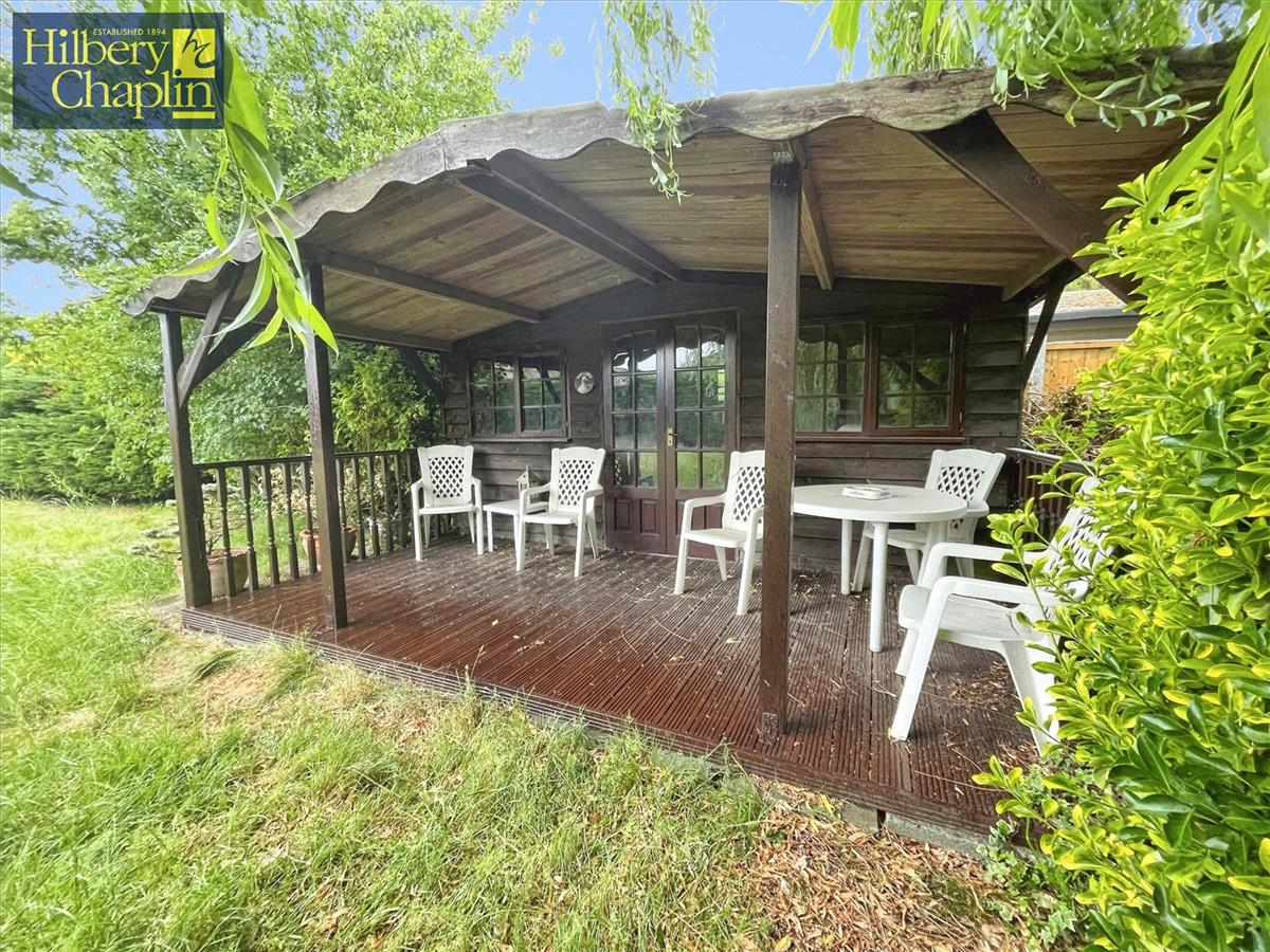 Property Image 42ee00bd-1325-4ed3-b890-8f226ea921fb