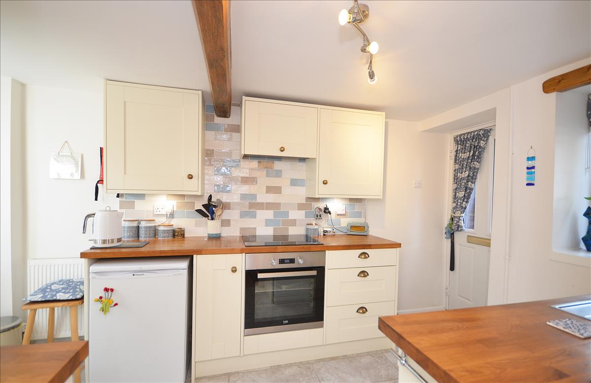 Property Image 42f810d6-e20d-483c-95d2-7aea0b227d69