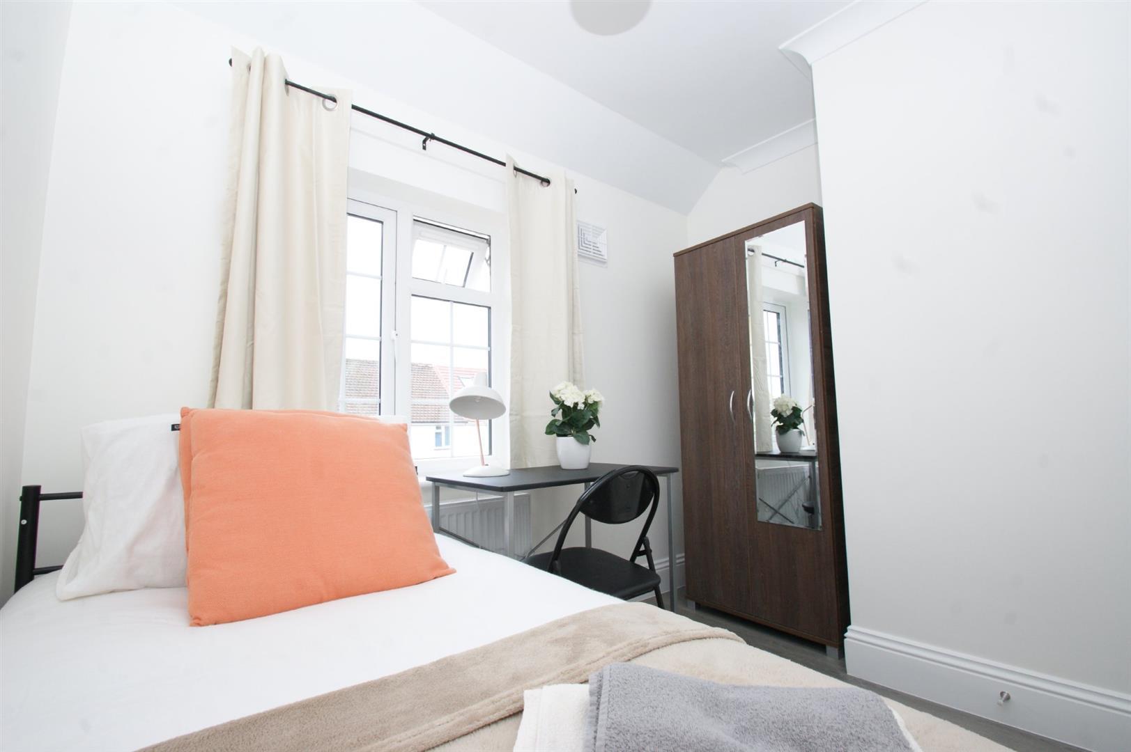 Property Image 42fcc374-94ec-4d0e-8bd1-0a9c31b9d507