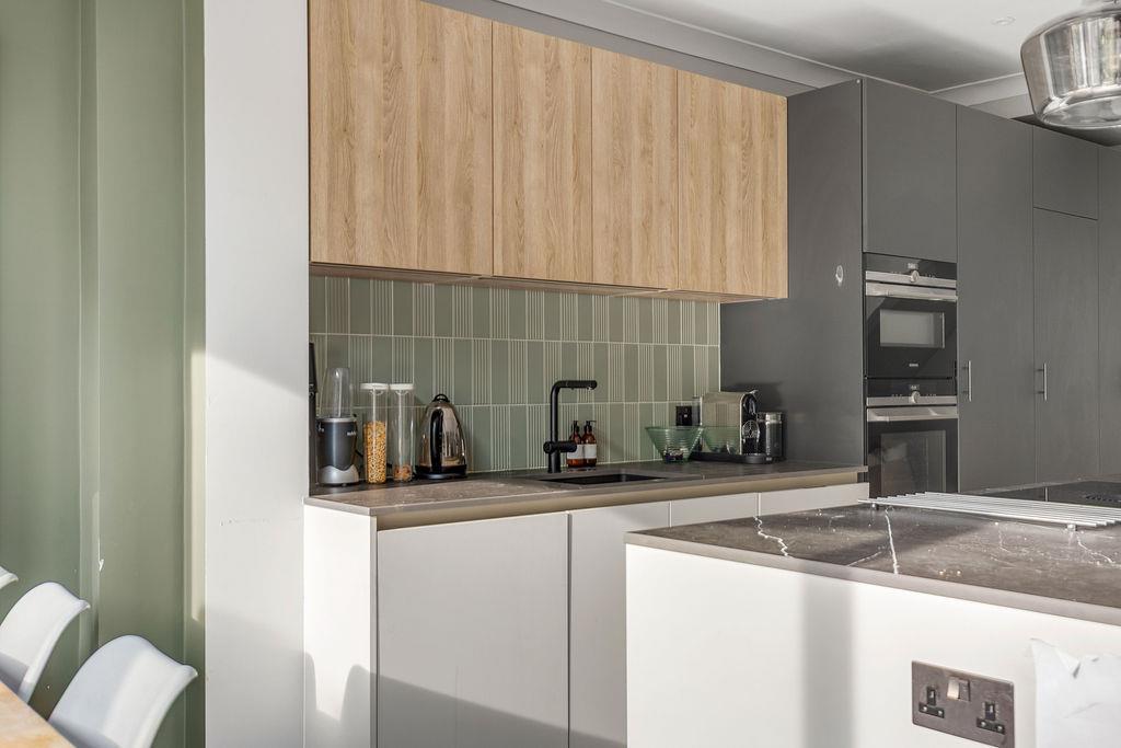 Property Image 43075199-5955-46f9-8acb-bf62c95148d6