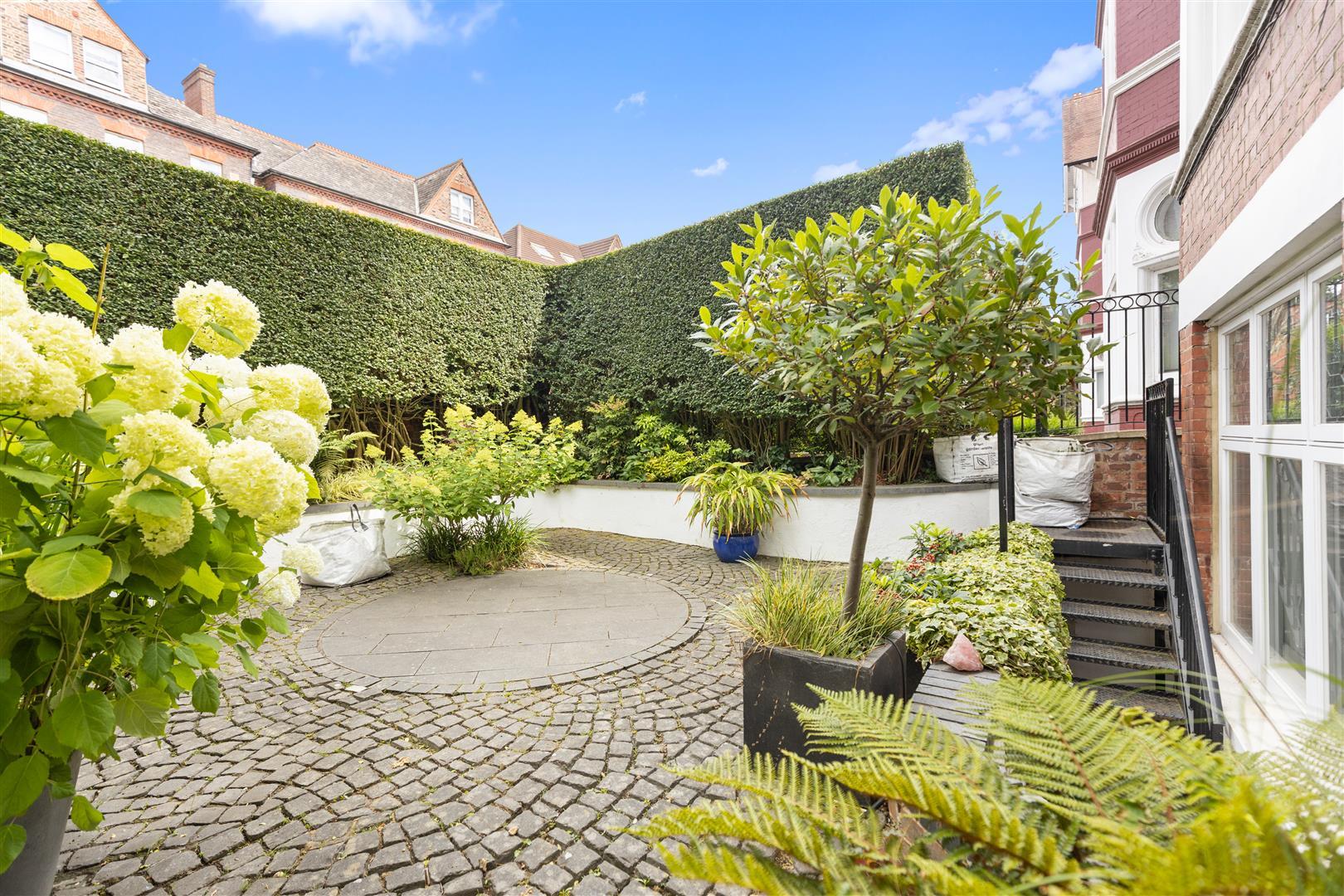 Property Image 4309d3bf-d374-4bbe-85c6-db3141dff668