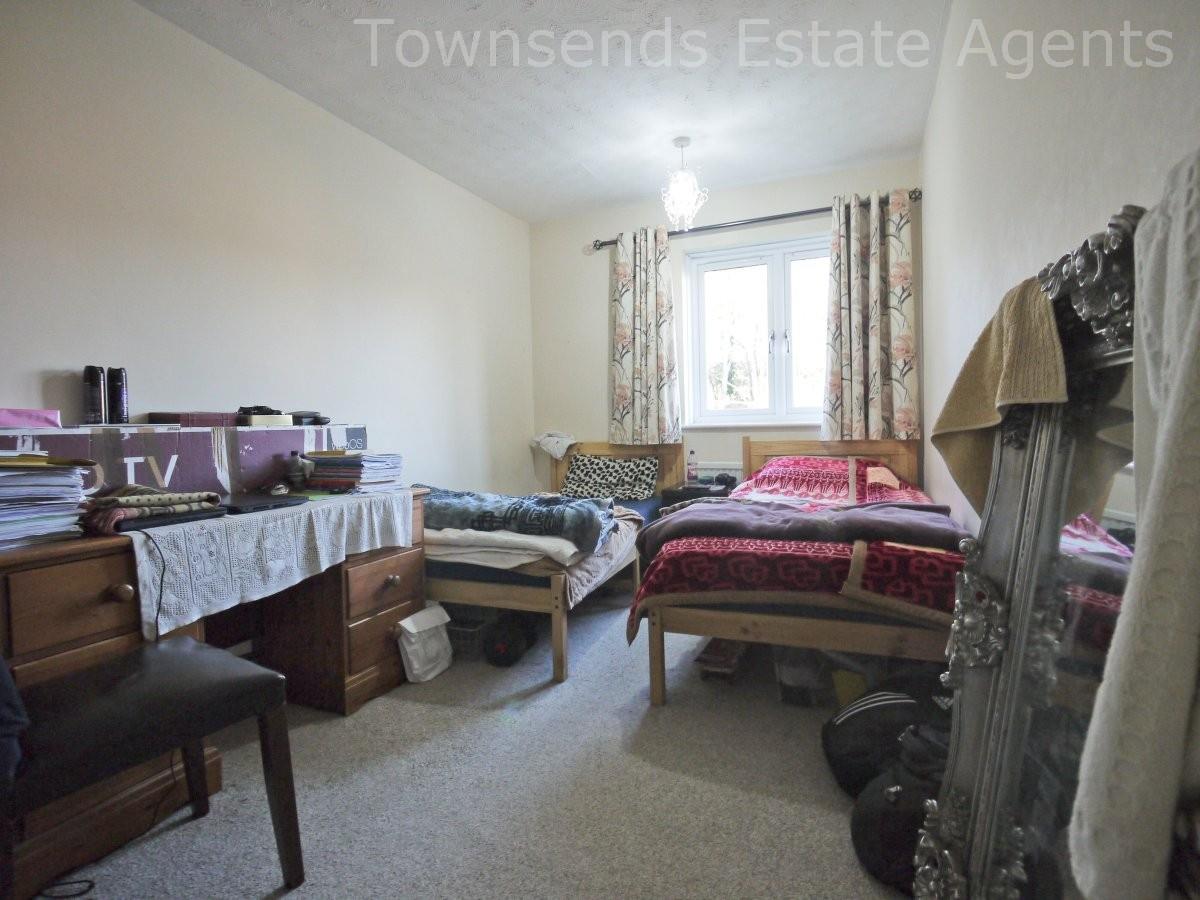 Property Image 43135820-d528-4b1d-95ff-d5dc7d02a32f